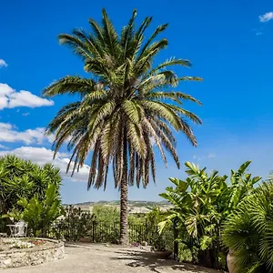 https://villa-alessi-dimora-storica.sicilyhotelsitaly.net