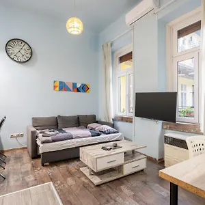  Appartamento 2br Party District K29